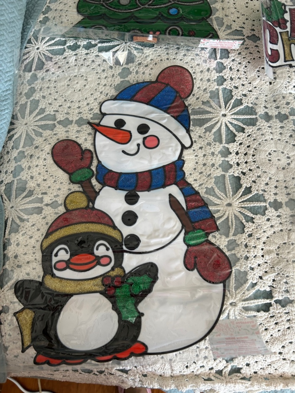 Holiday Window Clings - Red, Green, White Christmas Decor   6 pcs nib